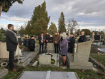 Položeno cvijeće na grob skladatelja Franje Štefanovića povodom 100. obljetnice njegove smrti (12. 3. 1879 – 26. 1. 1924.)