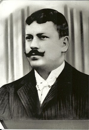 Franjo Štefanović, skladatelj (Petrovaradin, 13. 3. 1879. - 26. 1. 1924.)