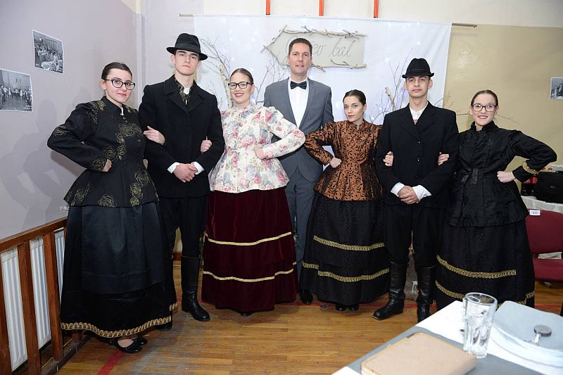 XI Gupcev bal