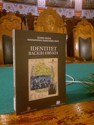 identitet_su-0-m