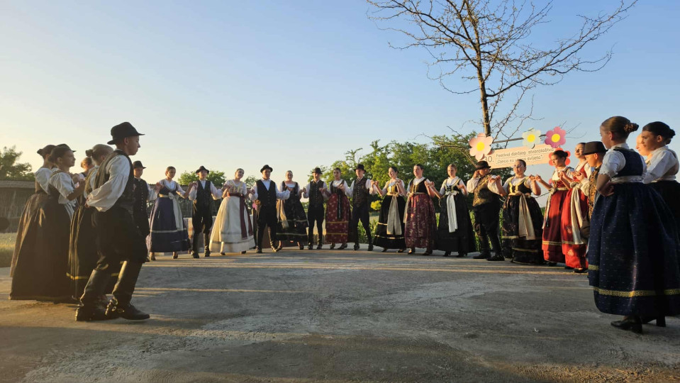 U Tavankutu održan festival Djeca su ukras svijeta