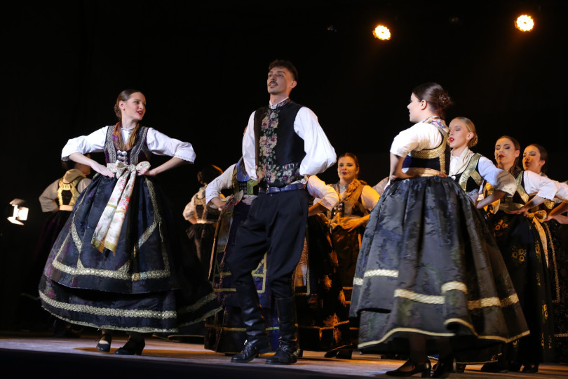 Održan godišnji koncert izvođačkog folklornog ansambla HKC-a Bunjevačko kolo