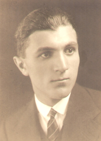 Matija Poljaković, kazališni pisac (Subotica, 23. 11. 1909. – Zagreb, 15. 3. 1973.)