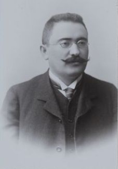 Živko Bertić, humorist i političar (Kukujevci, 20. 2. 1875. - Zemun, 25. 10. 1938.)