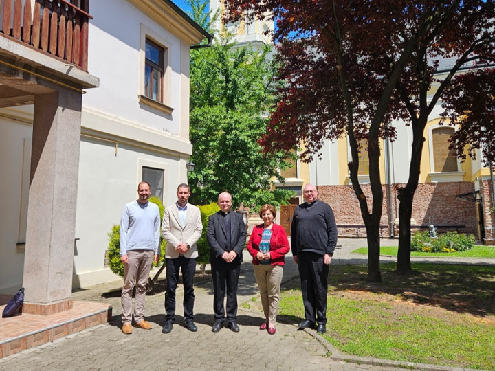 Predstavnici Zavoda u radnom posjetu Srijemskoj biskupiji