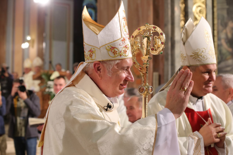 Mons. Franjo Fazekaš zaređen za novog biskupa Subotičke biskupije